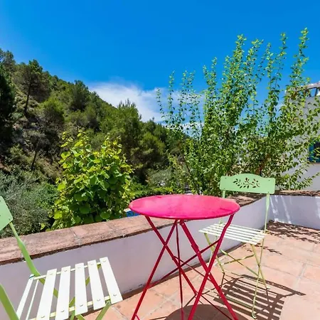 Casa Rosa, Con Encanto Y Piscina Climatizada Feriehus
