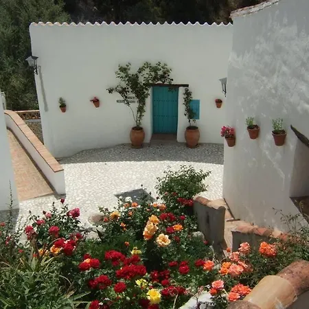 Casa Rosa, Con Encanto Y Piscina Climatizada Feriehus