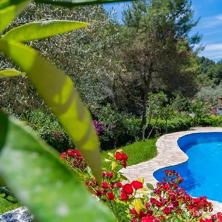 Casa Rosa, Con Encanto Y Piscina Climatizada Vakantiehuis *
